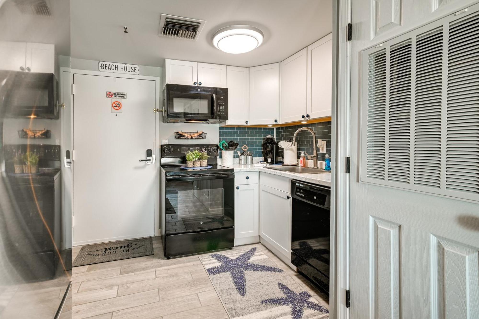 Renovated Oceanfront Resort Condo With Balcony Myrtle Beach Dış mekan fotoğraf